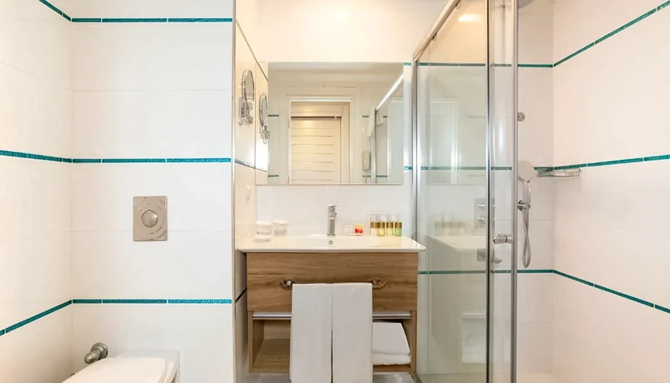 هتل اورنج کانتی کمر آنتالیا